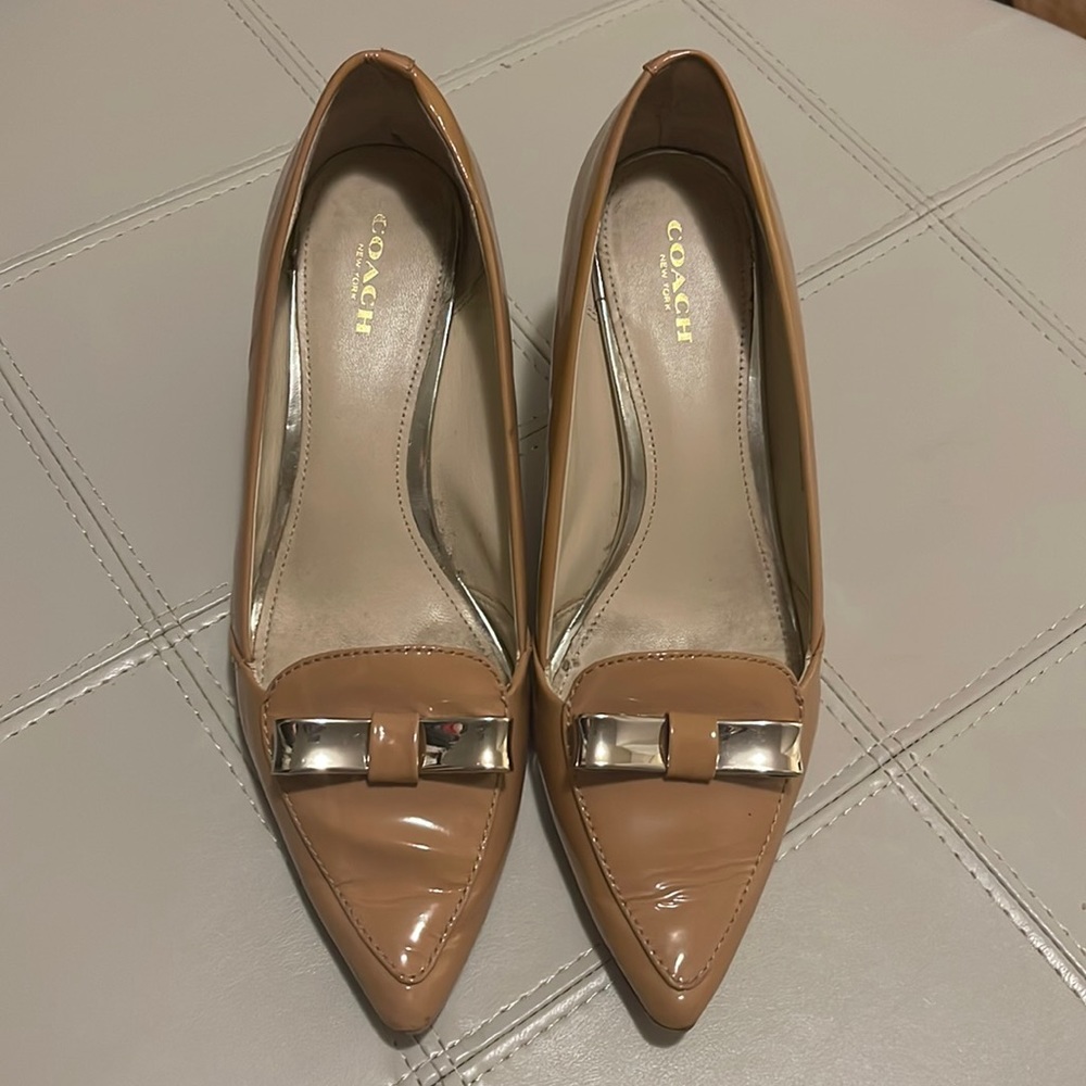 Coach patent leather pumps 8.5
